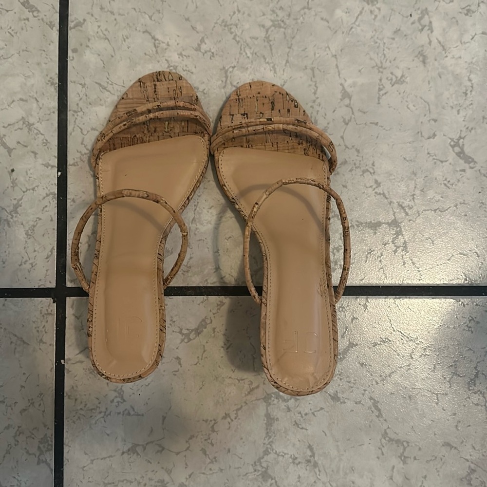 NWOT Bamboo Heels